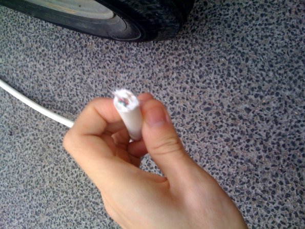 20091007093118-photo